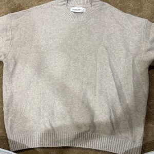 Abercrombie & Fitch Men's Gray Crewneck Sweater